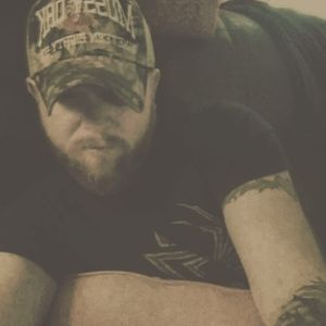 Meet your Posher, Dennis